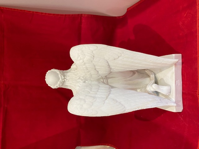 dbf7f5ba-2397-440f-8771-c838a671df49