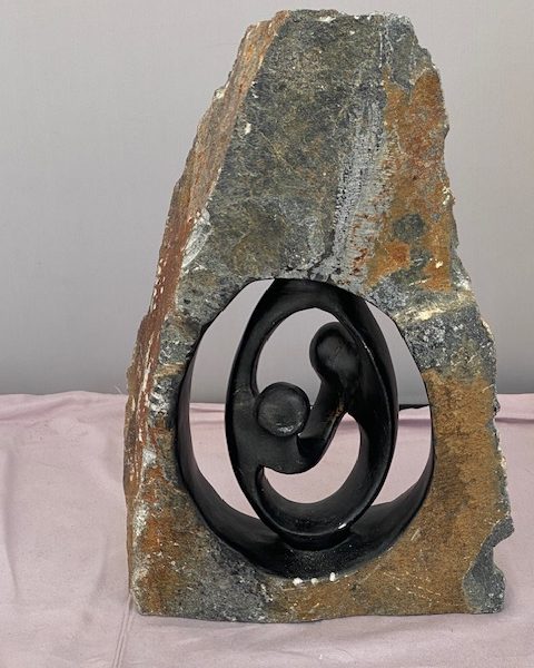Shona Stone Zimbabwe Sculpture of a couple (1253)