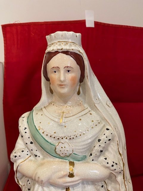Large Staffordshire Portrait Pair Of Queen Victoria And The Prince Of Wales c.1880 (1261) - Image 12