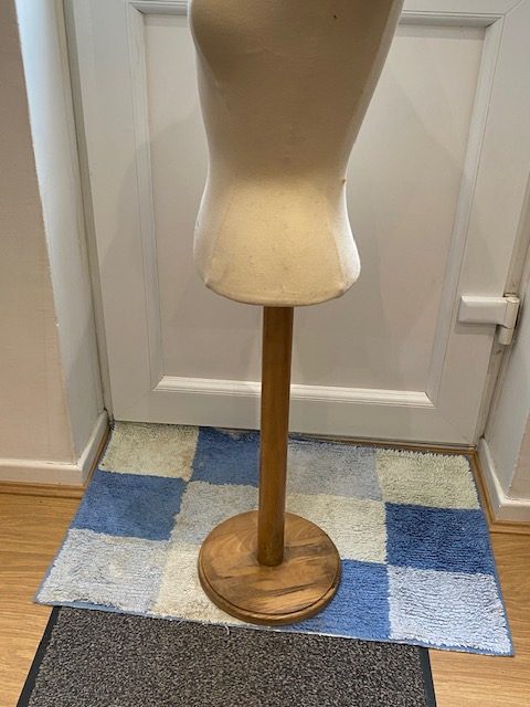 vintage Vendôme . mannequin (1266) - Image 3