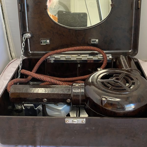 The Siemens Ediswan hair dryer circa 1950s(1285)