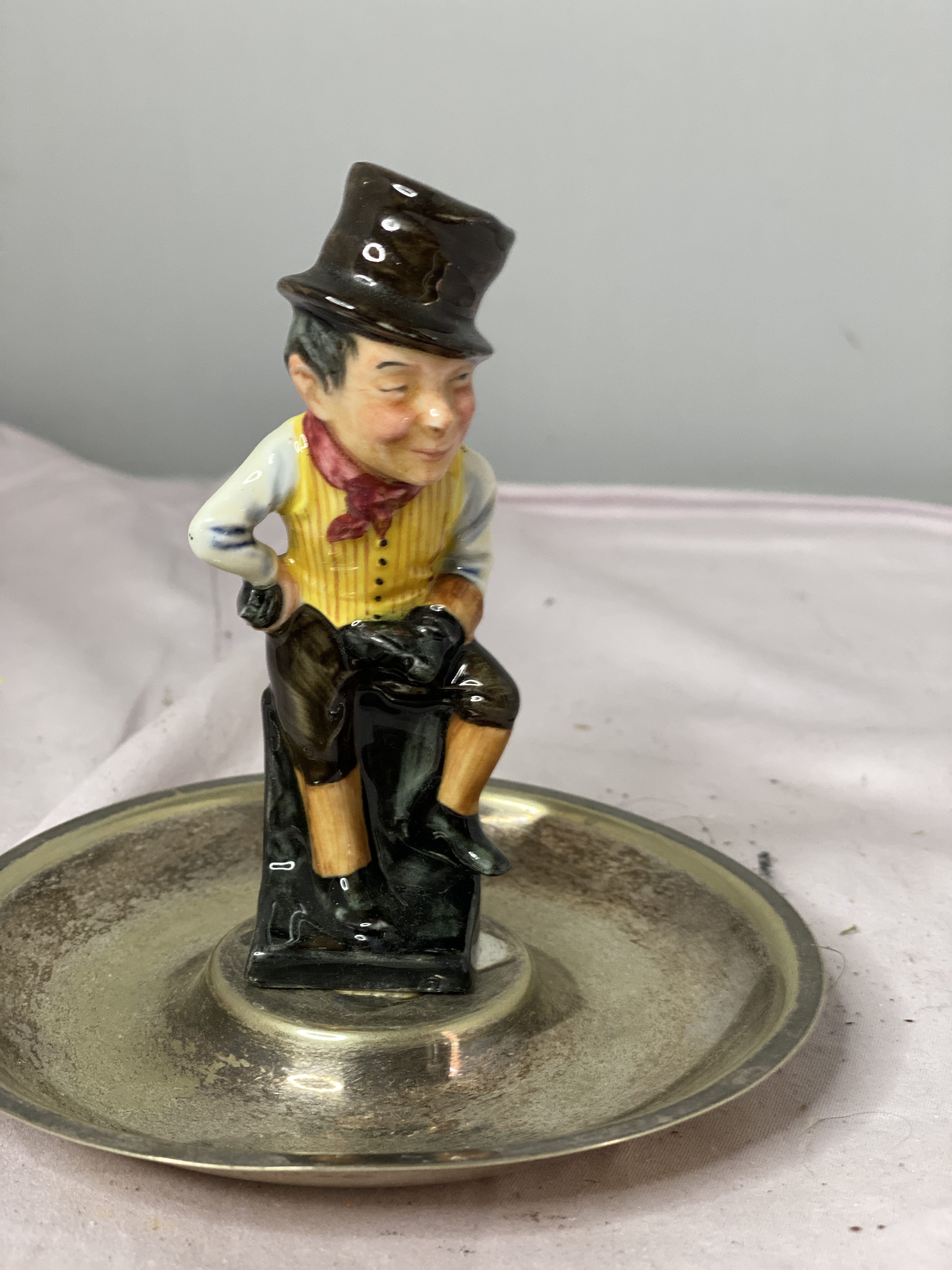 Small Royal Doulton Sam Weller Charles Dickens Figurine on silver plate tray(1299)