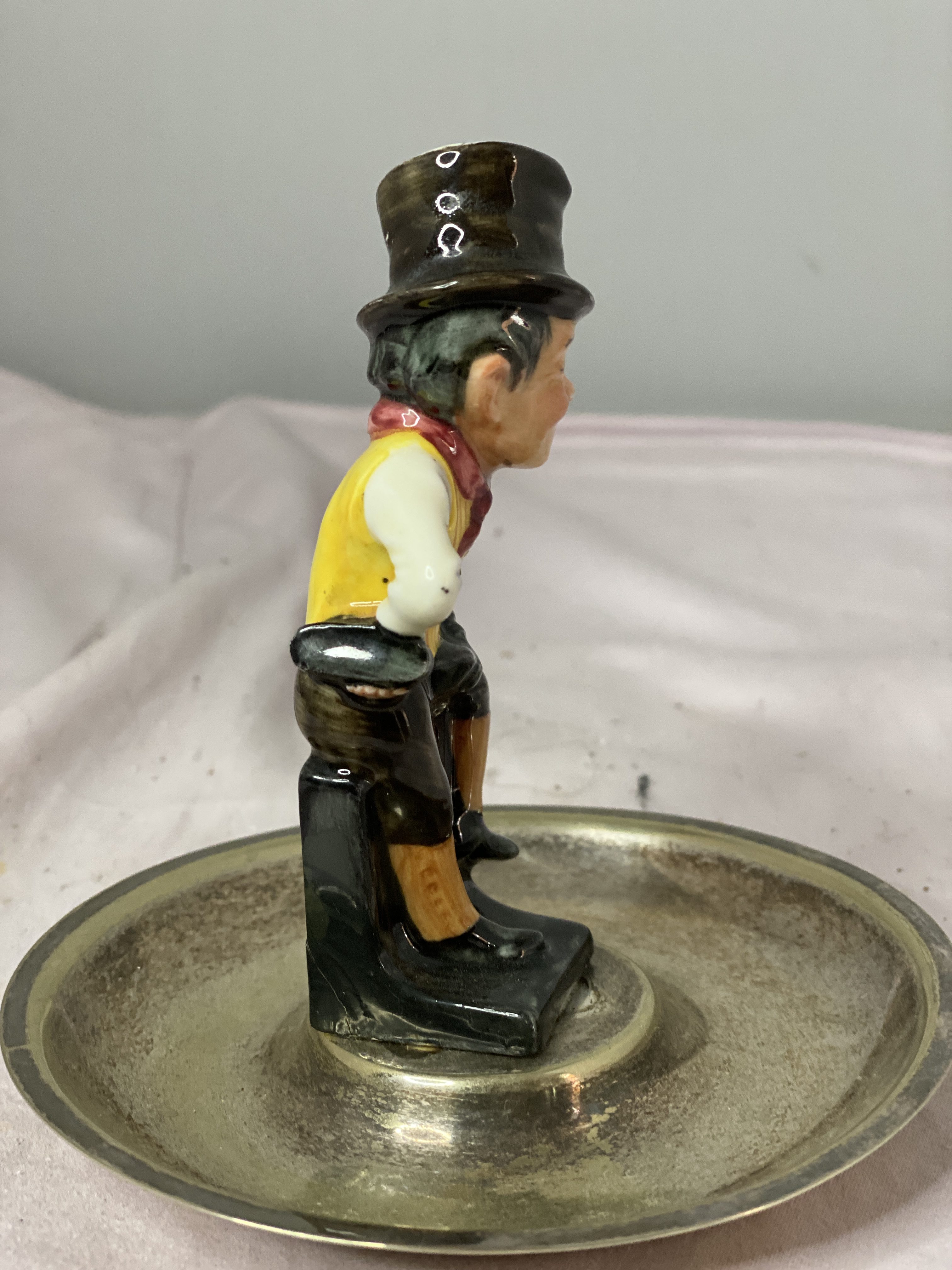 Small Royal Doulton Sam Weller Charles Dickens Figurine on silver plate tray(1299) - Image 7