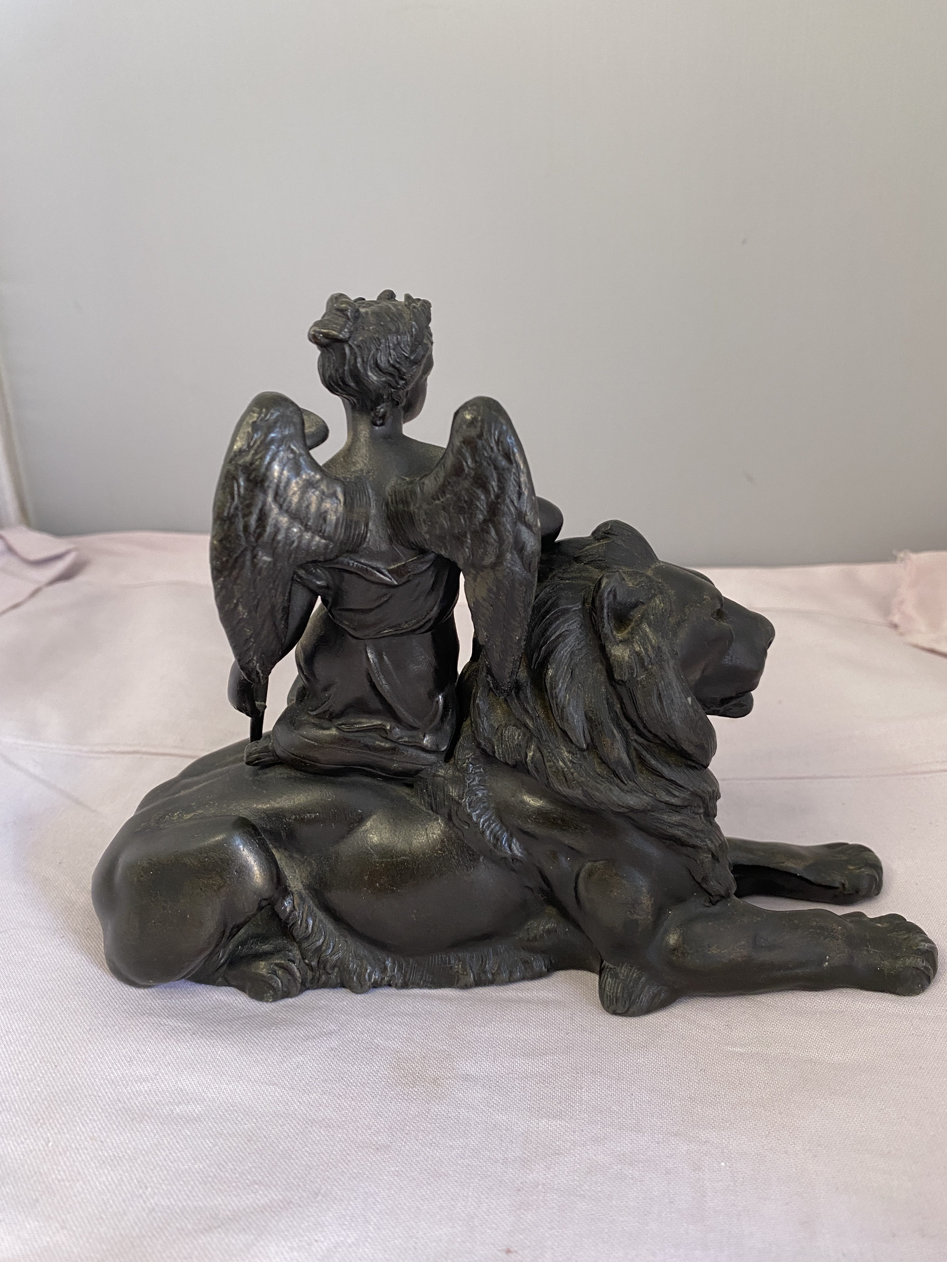 Victorian spelter angel sitting on lion (1318) - Image 7