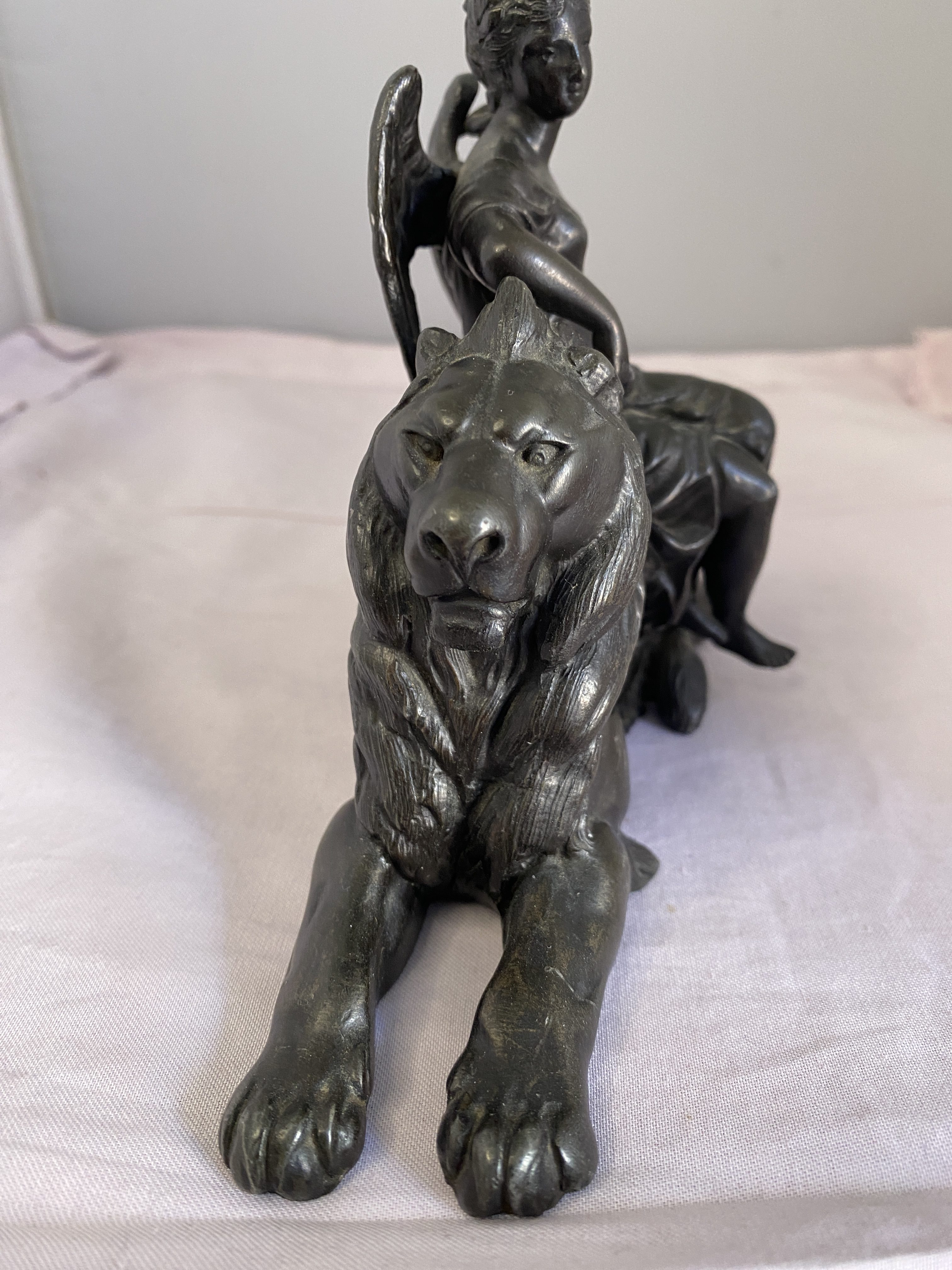 Victorian spelter angel sitting on lion (1318) - Image 3