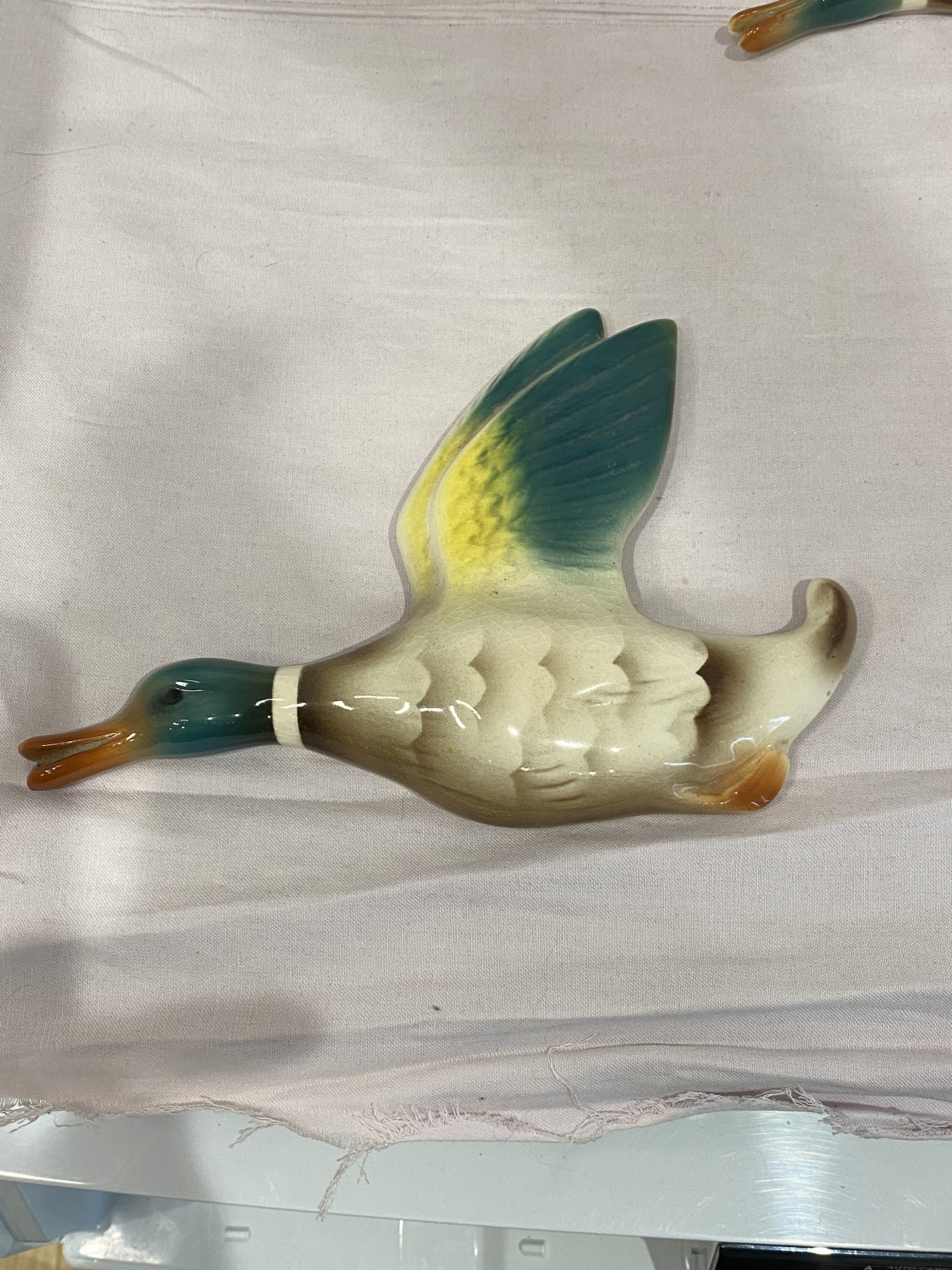 Vintage graduating Keele Street Pottery Flying Duck Trio (1320) - Image 4