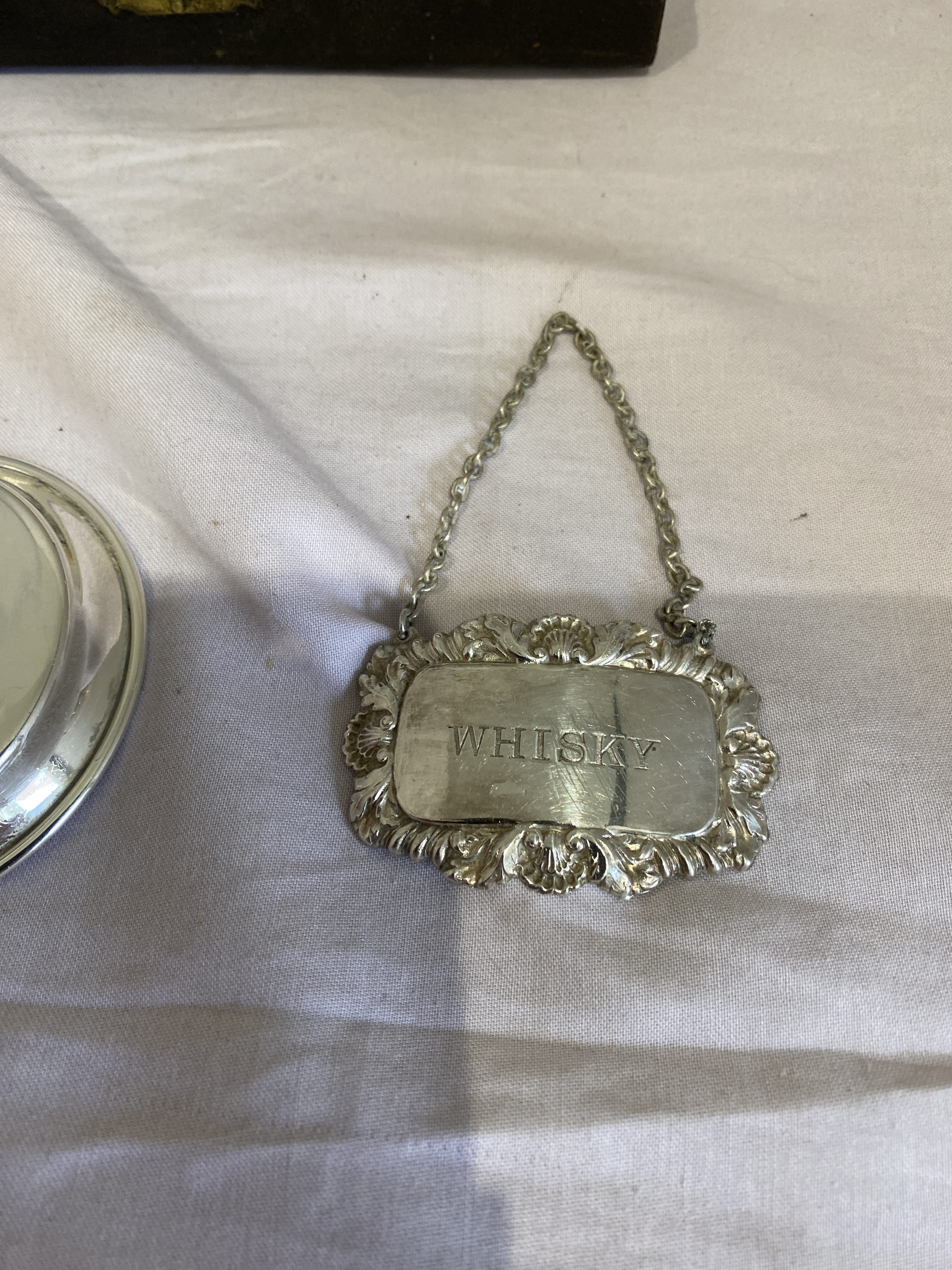silver plate coaster with 2 silver plate decanter labels (1322) - Image 2