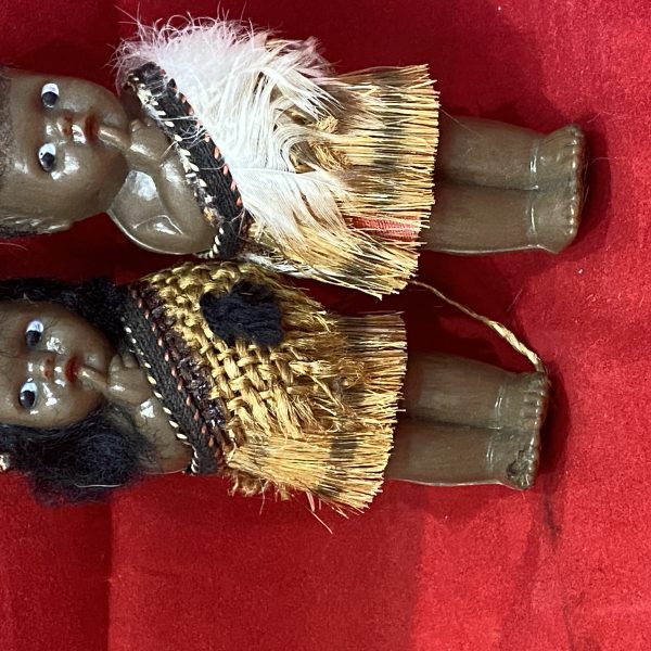 Vintage New Zealand Maori dolls in traditional dress (1237)