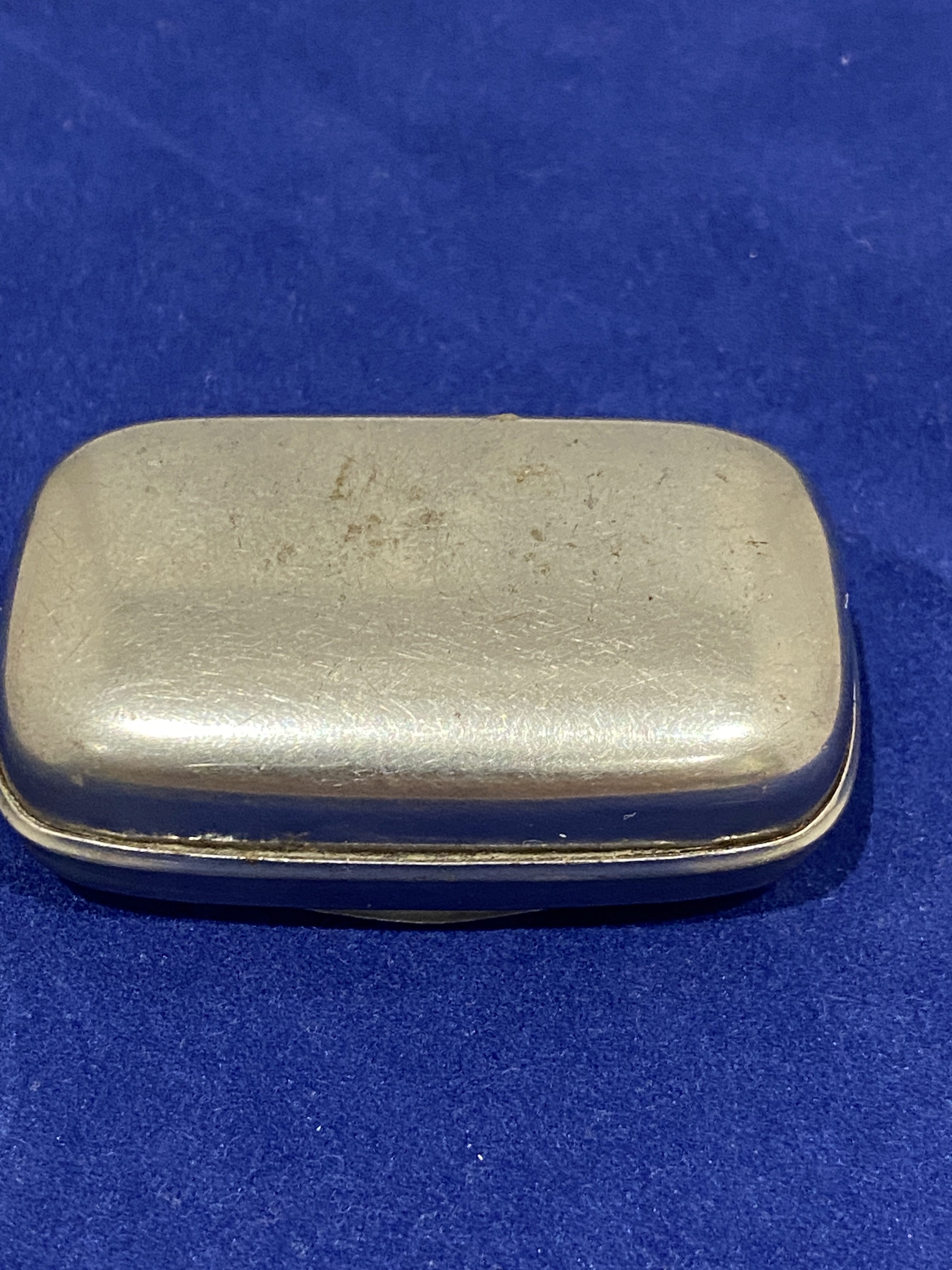 Silver plated sunburst snuff box (1252) - Image 3