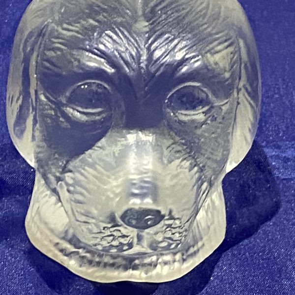 A Very Nice Vintage Pressed   Glass Dog's Head Paperweight (1254)