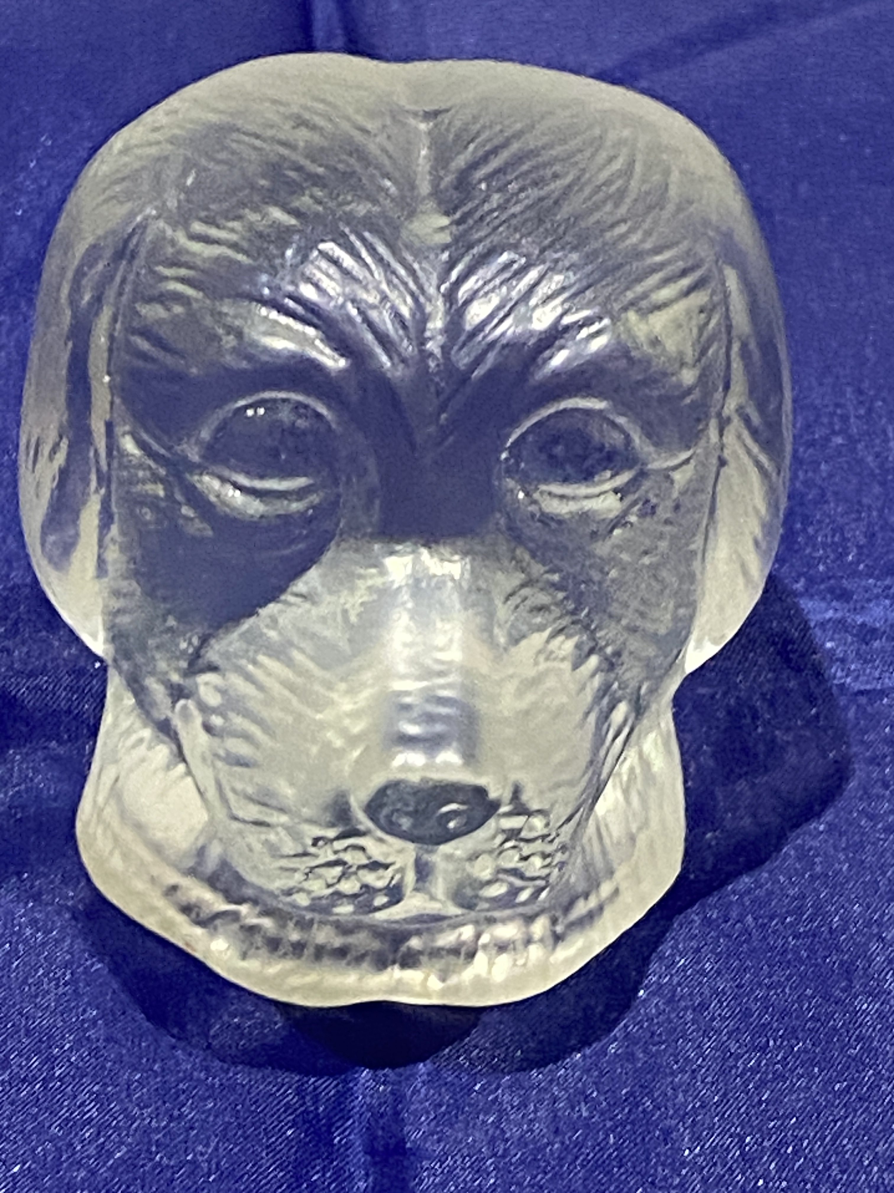A Very Nice Vintage Pressed Glass Dog's Head Paperweight (1254)