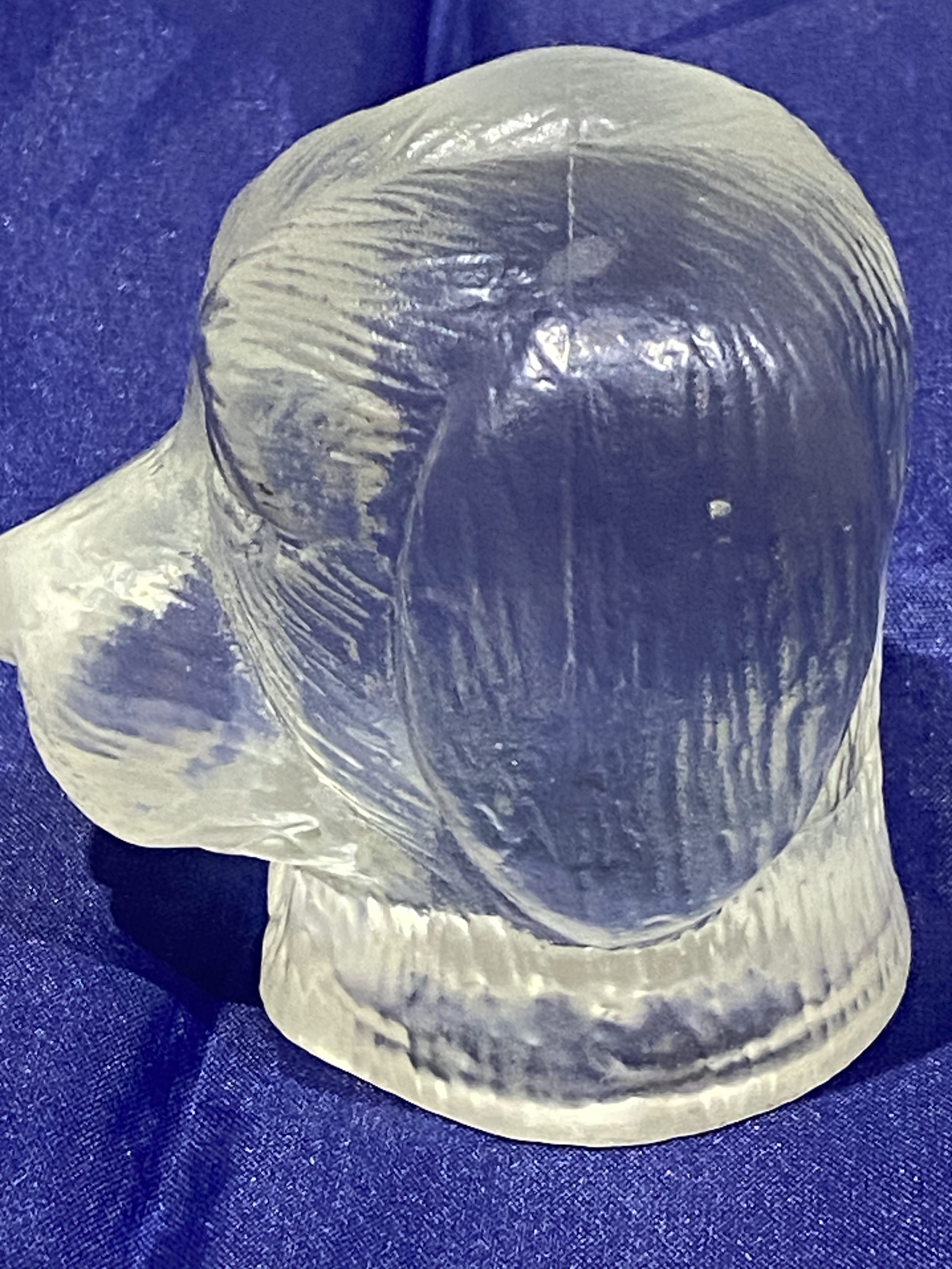 A Very Nice Vintage Pressed Glass Dog's Head Paperweight (1254) - Image 6
