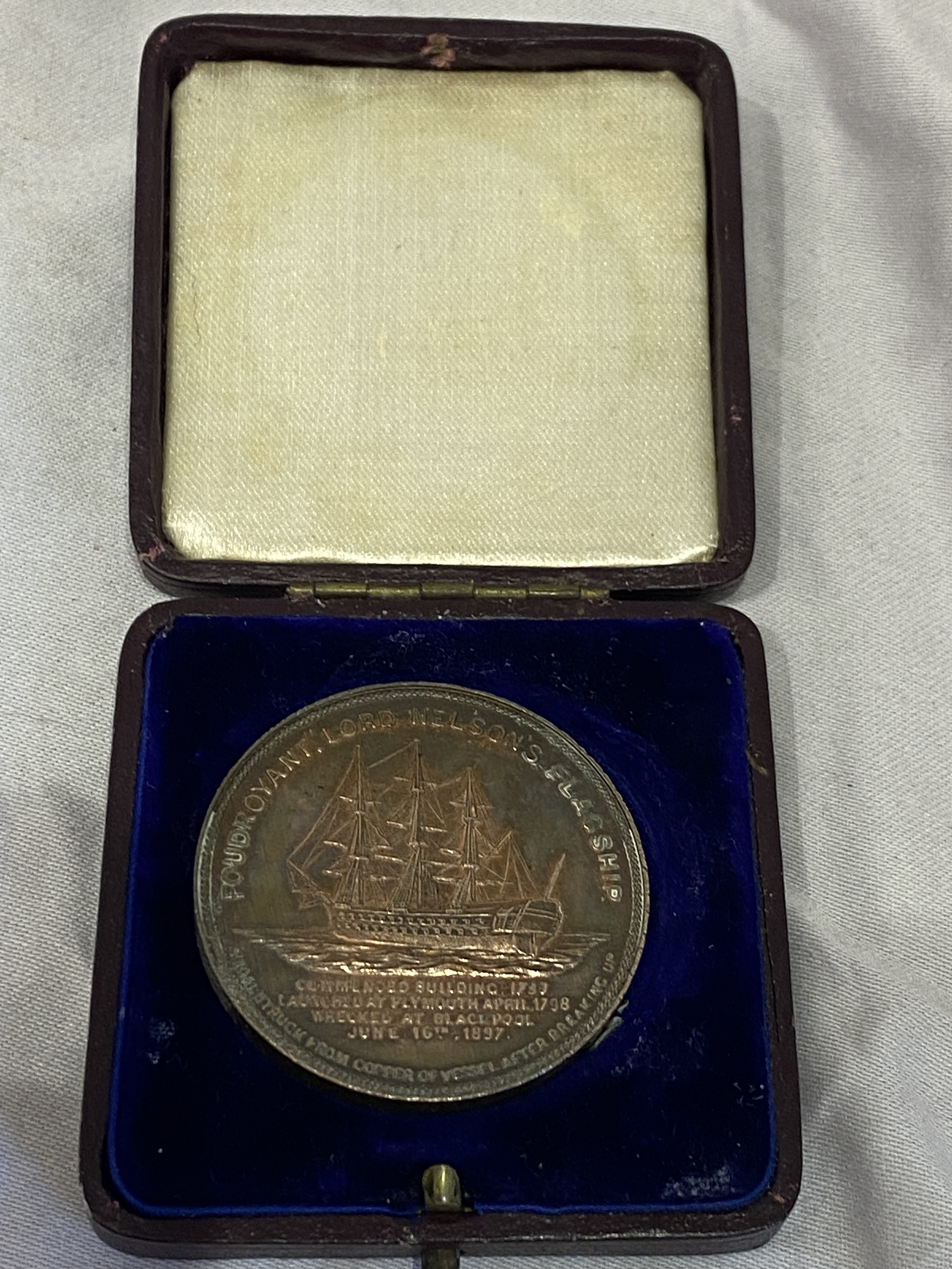 Commemorative Cased Medal made from copper off Nelsons Flagship Foudroyant (1258)